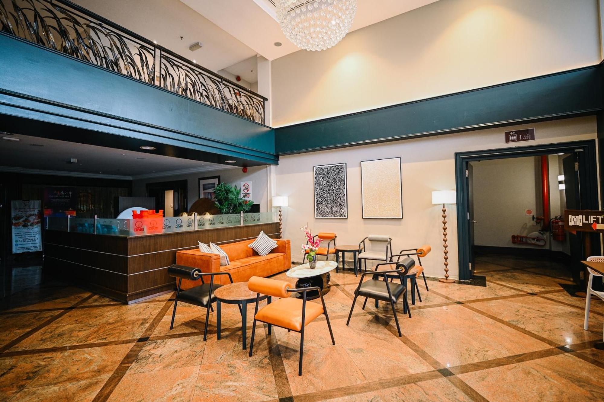 Kingston 9 - Jonker Street Hotel